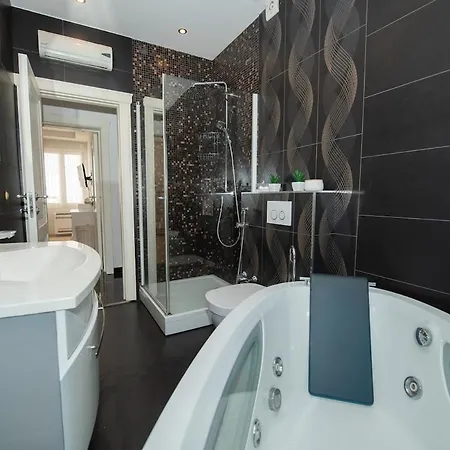 Luxury Sea View *